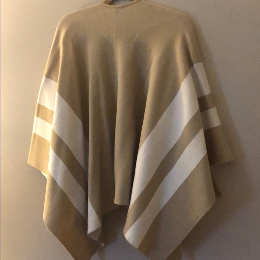 Ann Taylor Cape - Picture 2 of 3